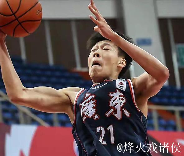 CBA夏联-刘家昕17分青岛击败江苏 刘泽希10+10 CBA夏联-刘家昕17分青岛击败江苏 刘泽希10+10